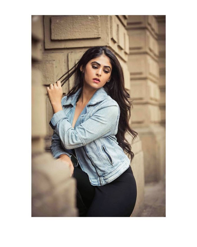 Pallak Lalwani Instagram Pics